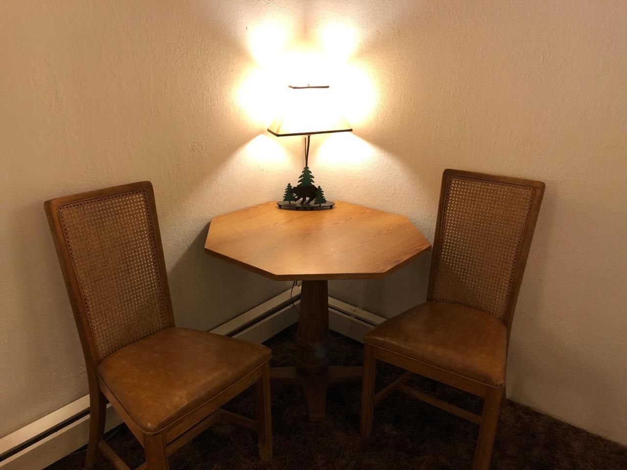 The Golden Bear Motel 托克 外观 照片